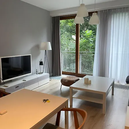 Center - With Free Parking Lägenhet